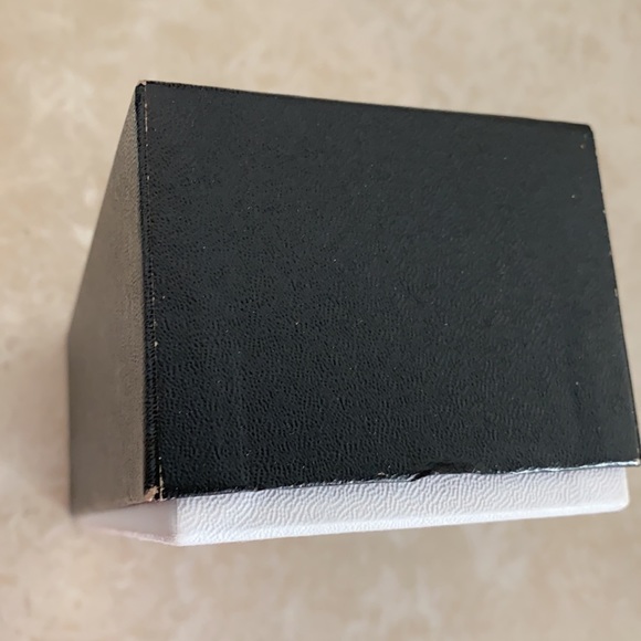 Authentic Chanel Box - Picture 7 of 9